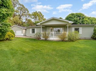 4821 W River Rd, Mount Pleasant, MI 48858