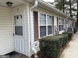 1815 Vincenza Dr APT G, Eldersburg, MD