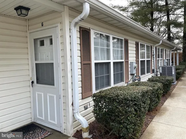 1815 Vincenza Dr APT G, Eldersburg, MD 21784