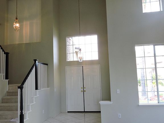 5th image of 33016 Sotelo Dr