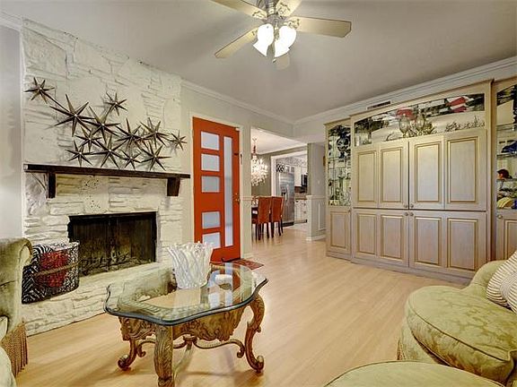 4th image of 1714 Timberwood Dr