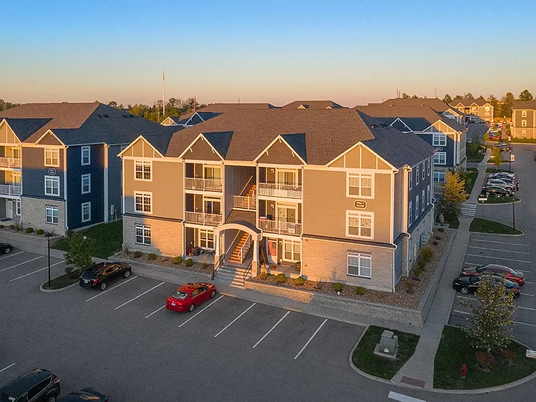 Meadowridge Apartments — Photo 4