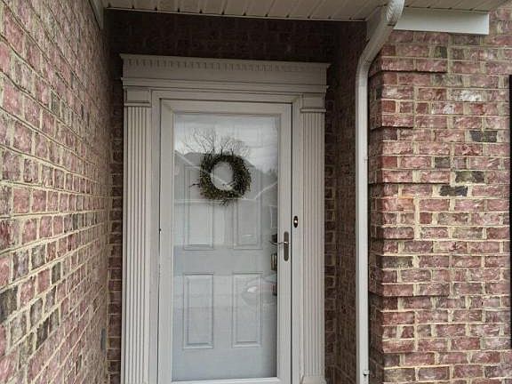 2nd image of 1604 Cascades Ct