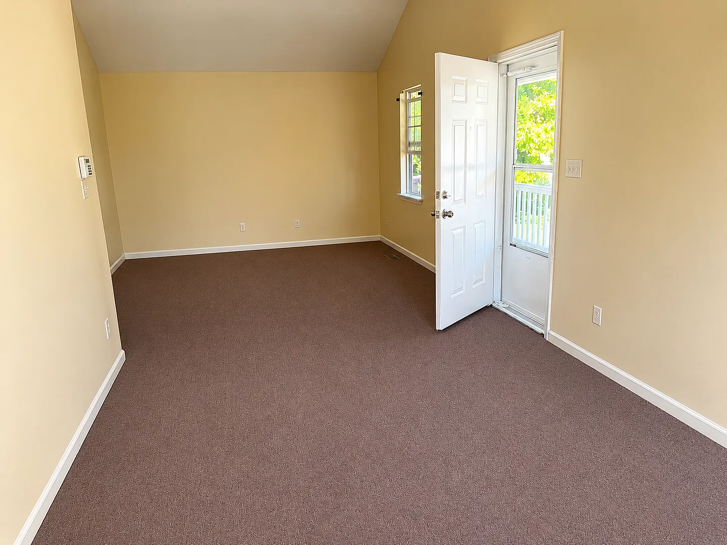 534 Hanson Street - 1 — Photo 3