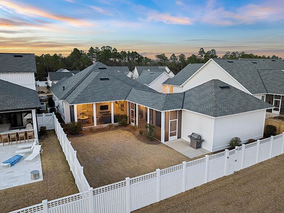 5th image of 39 W Firethorn Cir