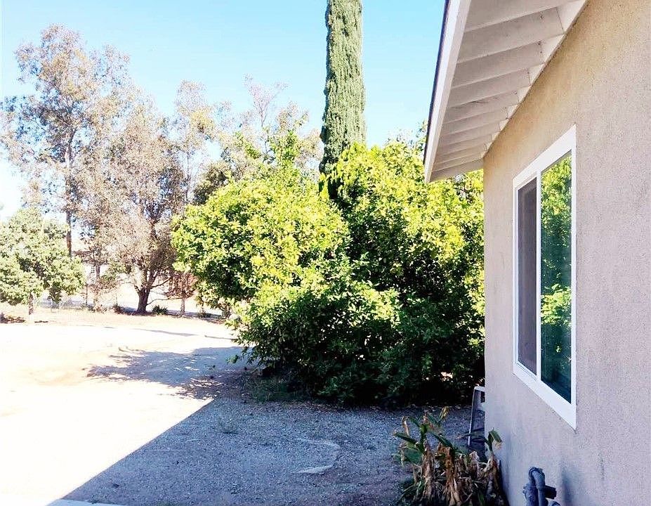10515 Cypress Ave, Riverside, CA 92505 Zillow