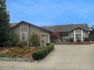 3210 Woodleigh Ln, Cameron Park, CA 95682
