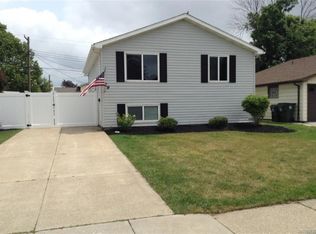79 Terrell St, Depew, NY 14043
