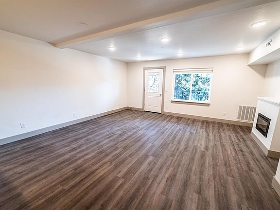 3rd image of 2550 & 2570 S Ave W #212