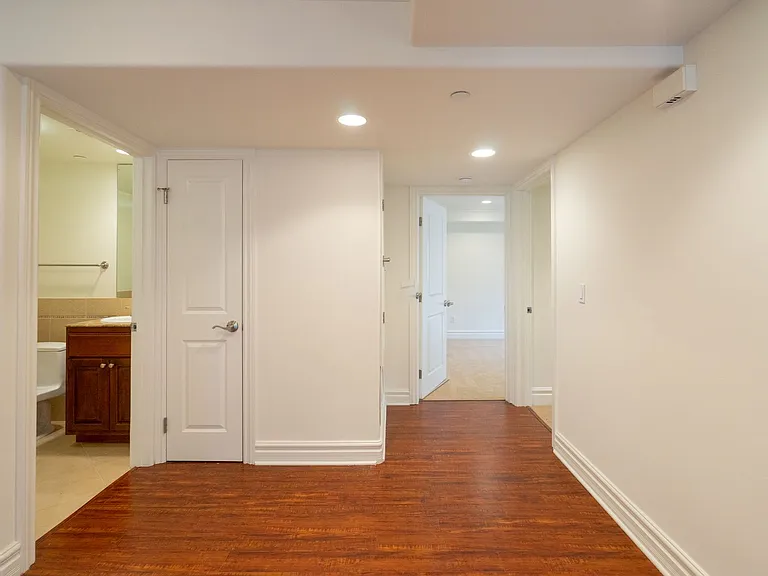 8610 Chalmers Dr — Photo 15