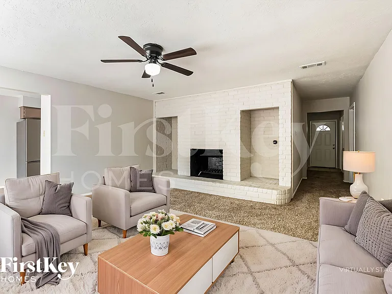 4426 Adonis Dr — Photo 5