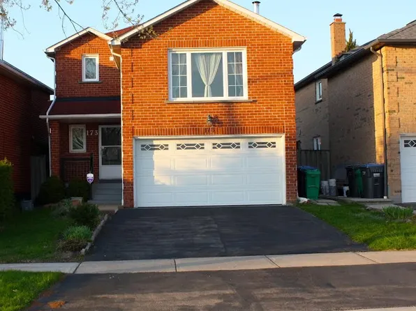 173 Lech Walesa Dr, Mississauga, ON L5B 3H1