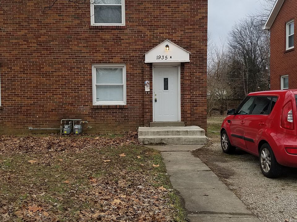 1st image of 1935 E Blackford Ave