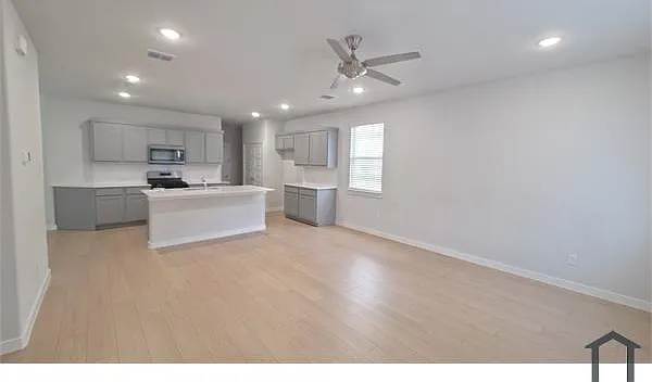 107 Sweetbriar Rd — Photo 4