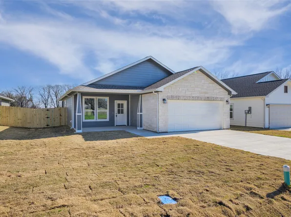 101 S Fir St, Celeste, TX 75423