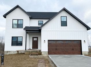 24 Gardenia Dr, Oxford, OH 45056