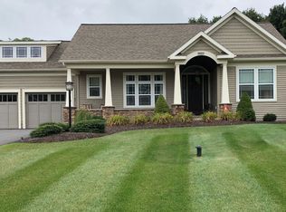 3819 Pegasus Cir, Syracuse, NY 13209