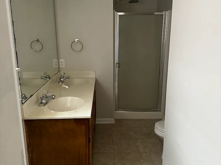 823 Primrose Ln NW — Photo 6