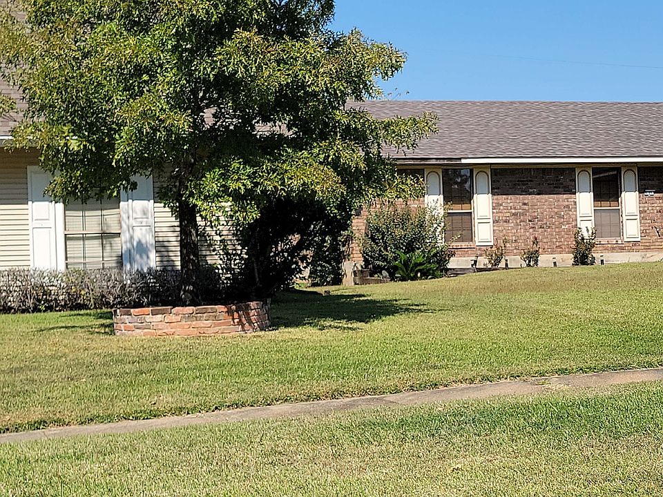 1st image of 9205 Highcrest Dr