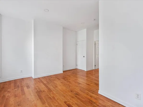 37 Jewel Street image 26 of 32