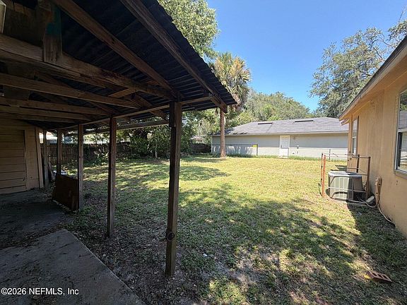 5th image of 9116 Adams Ave