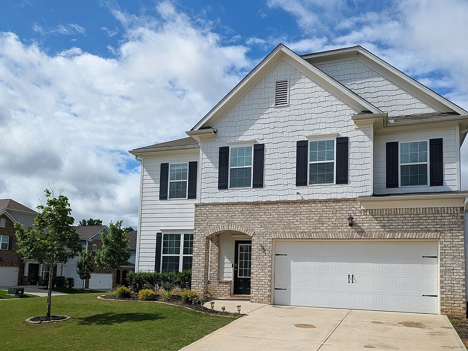 1st image of 13 Jocelyn Dr