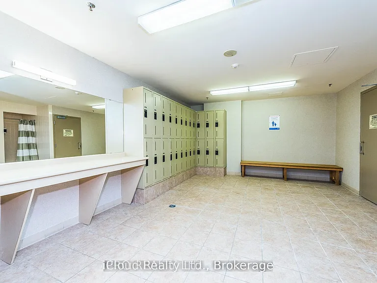 156 Enfield Pl #302 — Photo 33