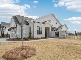653 Beechwood Way, Hoschton, GA 30548