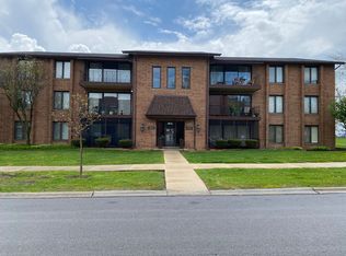9941 Treetop Dr APT 3202, Orland Park, IL 60462