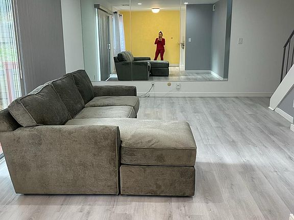 4th image of 199 Saint Marks Ct