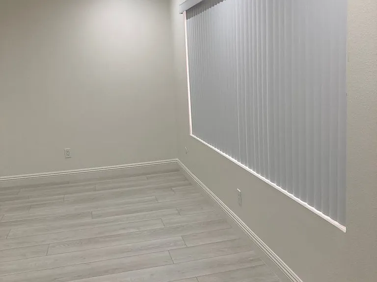 130 W Mountain St — Photo 3