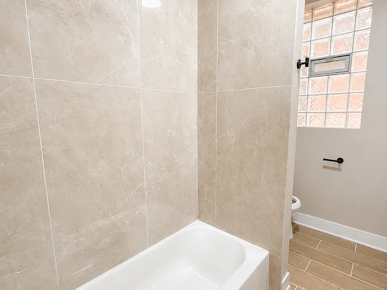 7522 N Seeley Ave #3E — Photo 6