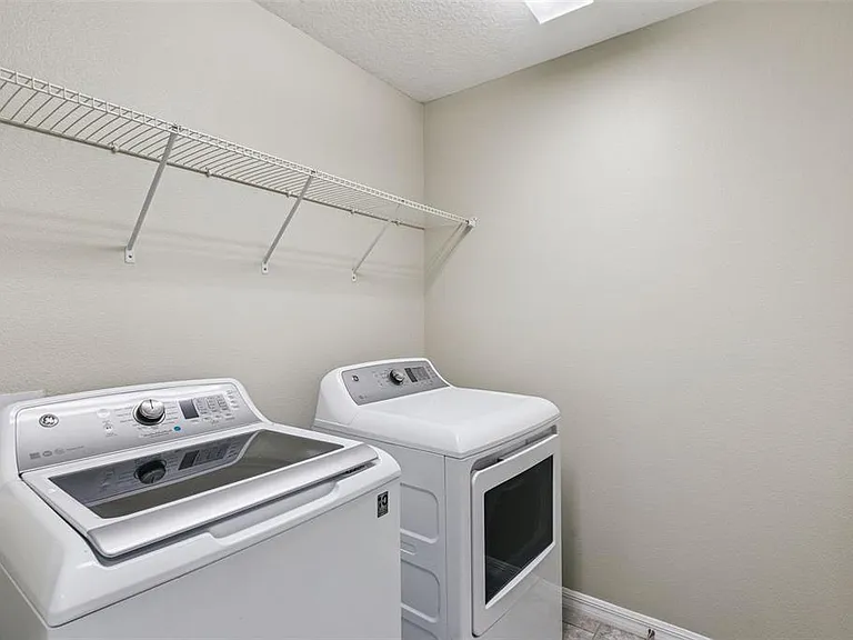 618 Merry Brook Cir — Photo 18