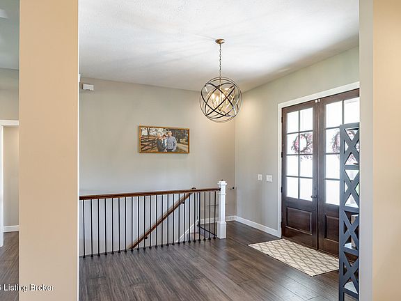 5th image of 1753 Saint John Rd