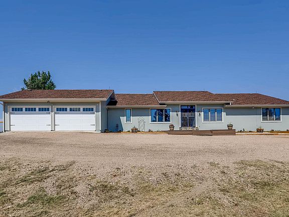 New Paint, Garages and more!