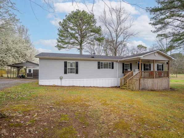 202 Moses Dr, Henagar, AL 35978