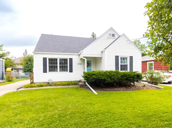 3705 47th St, Des Moines, IA 50310
