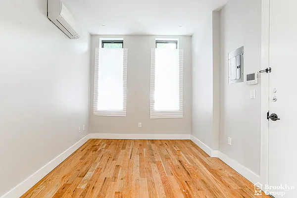 Rented by Brooklyn Group | media 24