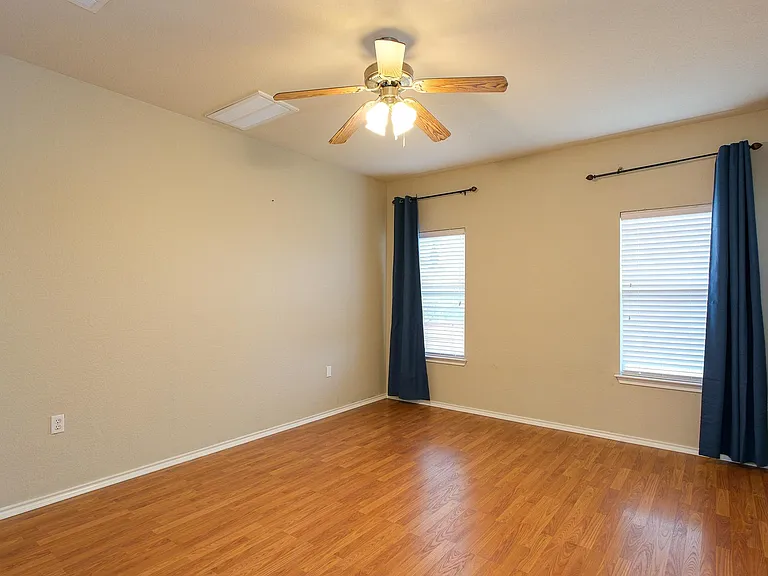 10312 Lone Pine Ln — Photo 20