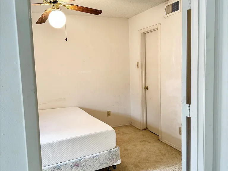 18333 Roehampton Dr #1028 — Photo 2