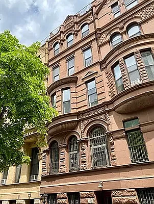 Rented by Bohemia Realty Group | media 36