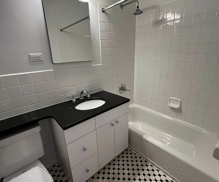 2nd image of 441 W 56th St APT 2A