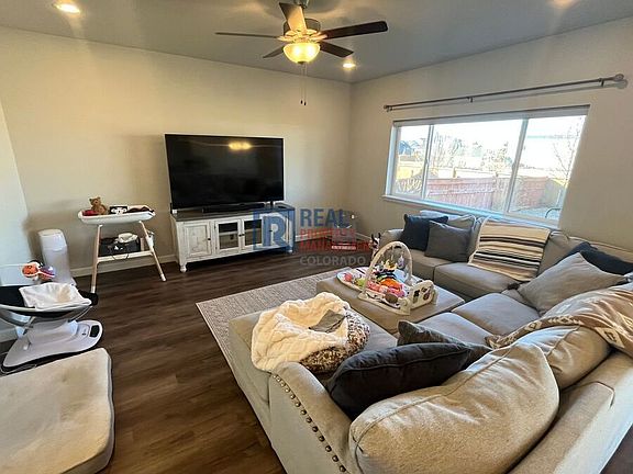 4th image of 276 Hillspire Dr