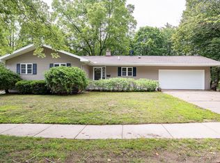 615 Lawrence Ave, Rothschild, WI 54474