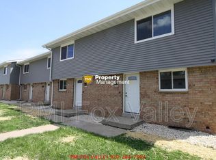2057 Evans St, Oshkosh, WI 54901