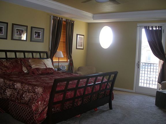 Master Bedroom-upstairs