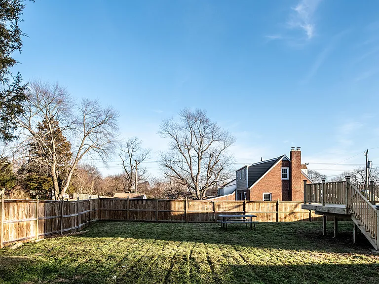 2816 Schooley Dr — Photo 30