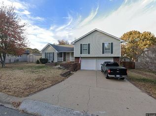 3707 Castle Rock Dr, Joplin, MO 64801