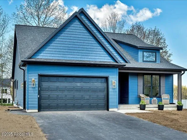 58 Nadia Blvd, Wynantskill, NY 12198
