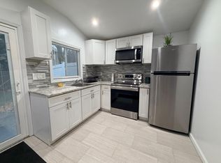 (Undisclosed Address), North Babylon, NY 11703